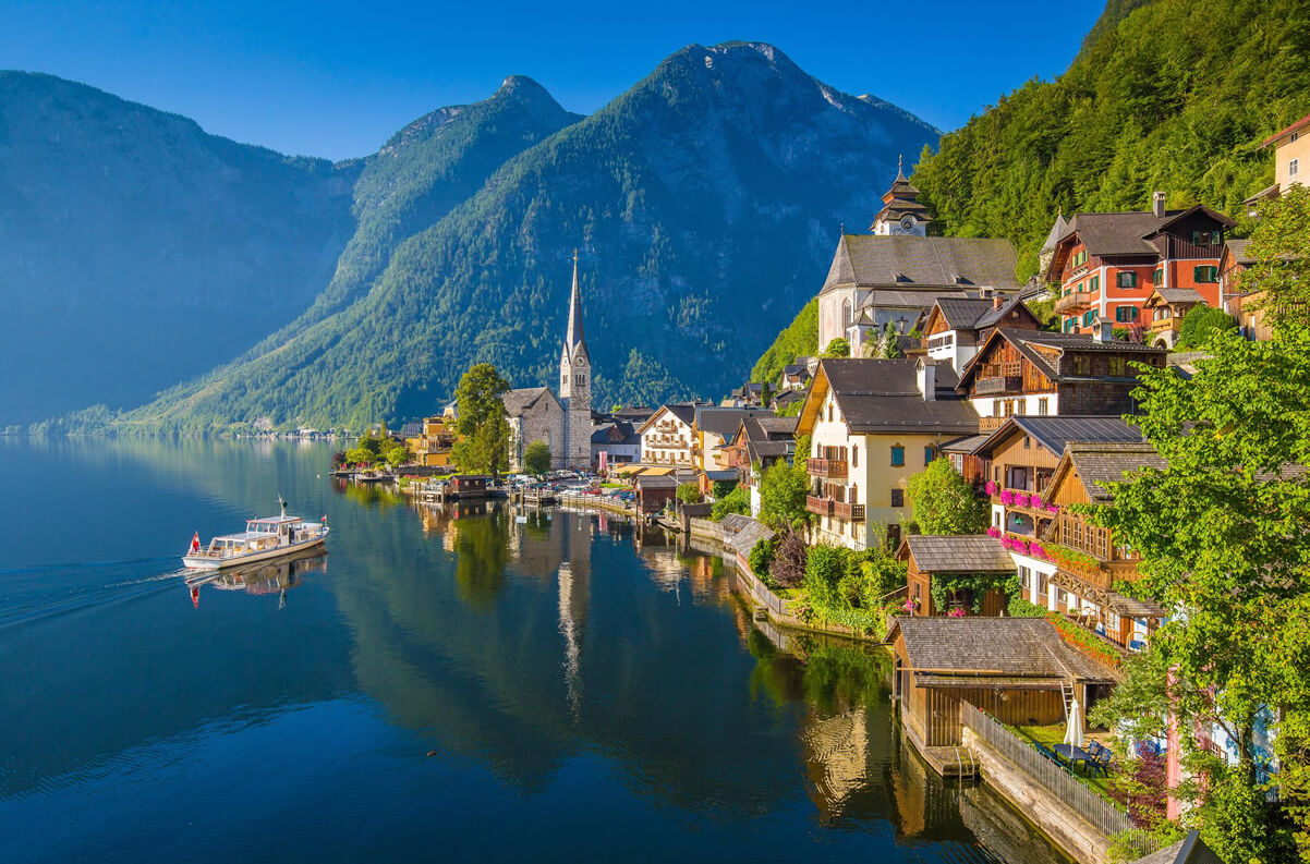 Hallstättersee im Salzkammergut in Österreich