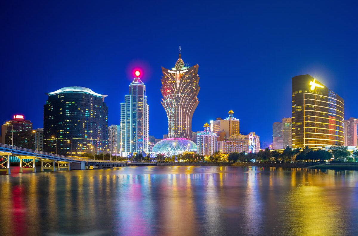 Skyline von Macau bei Nacht