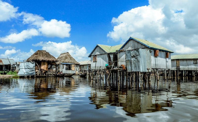 Häuser am Ganvié See in Benin