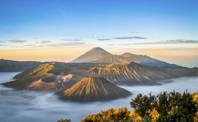 Sonnenaufgang am Mount Bromo in Indonesien