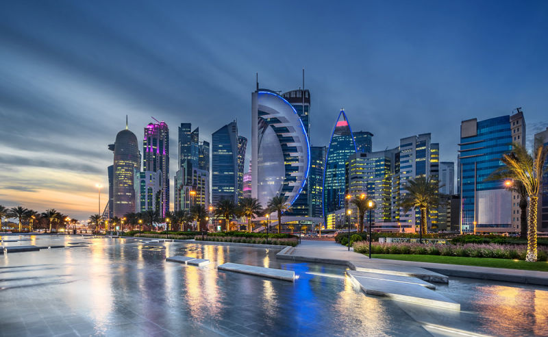 Ufer an der westlichen Bucht von Doha in Katar